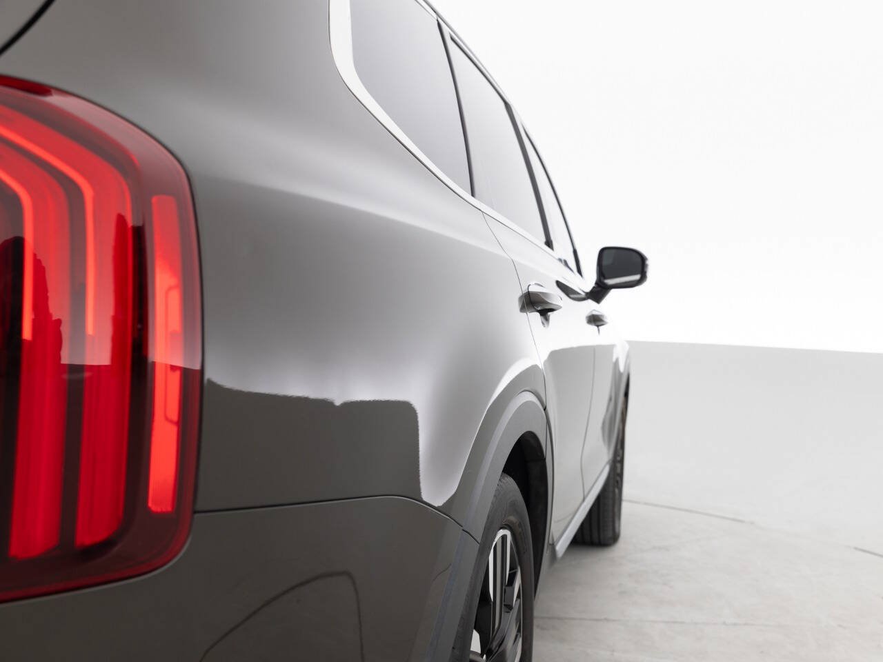 Used 2020 Kia Telluride SX w/ Towing Package AWD/4WD image 14