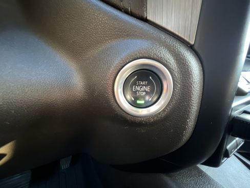 Certified 2019 GMC Sierra 1500 Denali w/ Technology Package image 17