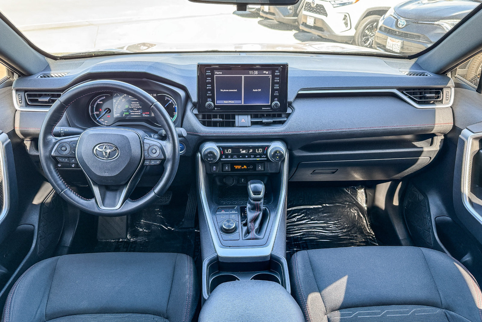Used 2021 Toyota RAV4 SE w/ Weather & Moonroof Package AWD/4WD image 12