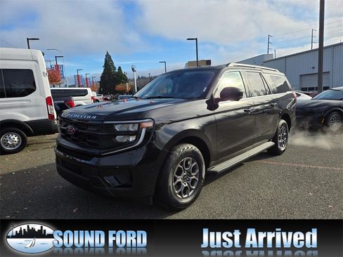Used 2025 Ford Expedition Max Active image 1