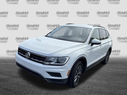 Used 2018 Volkswagen Tiguan SE image 11
