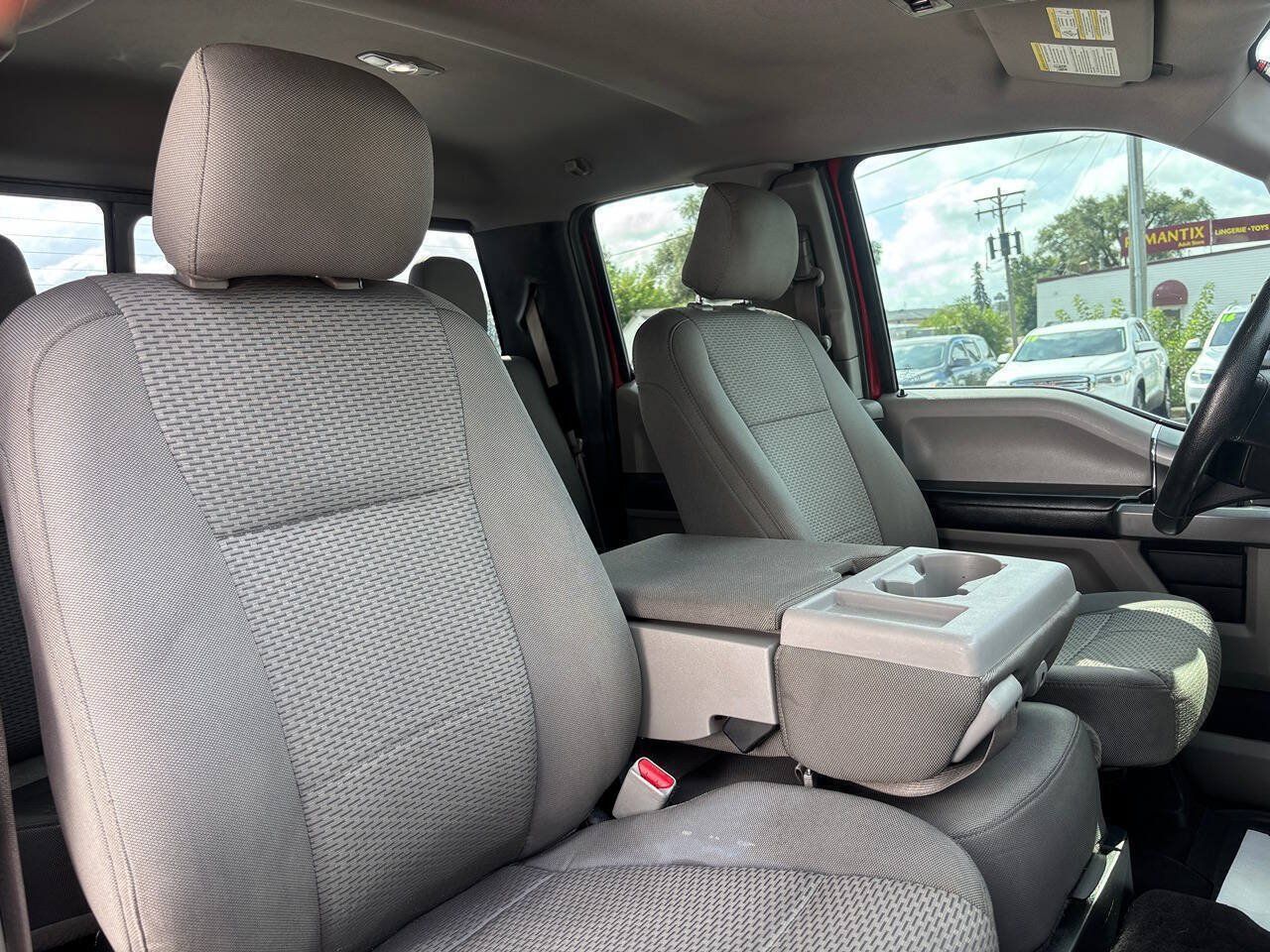 Used 2016 Ford F150 XLT w/ Equipment Group 302A Luxury RWD image 28