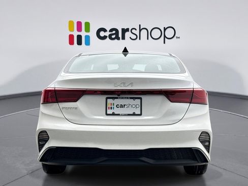 Used 2023 Kia Forte LXS image 4