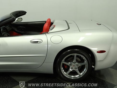 Used 2001 Chevrolet Corvette Grand Sport w/ Preferred Equipment Group2 RWD image 24