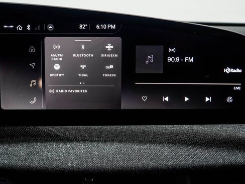 Used 2024 Lucid Air Touring AWD/4WD image 34