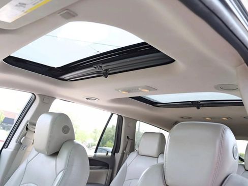 Used 2015 Buick Enclave Leather AWD/4WD image 29