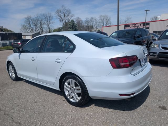 Used 2018 Volkswagen Jetta S w/ Cold Weather Package FWD image 4