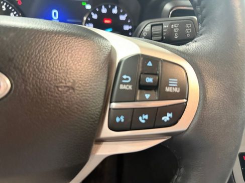 Used 2023 Ford Explorer XLT w/ Equipment Group 202A image 32