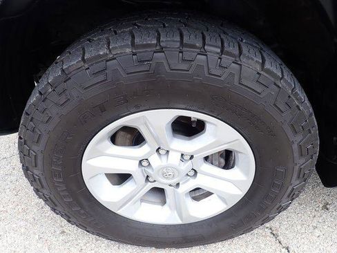 Certified 2018 Toyota 4Runner SR5 Premium image 12