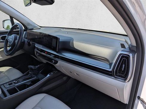 Used 2025 Kia Sorento EX w/ Panoramic Sunroof Package AWD/4WD image 28