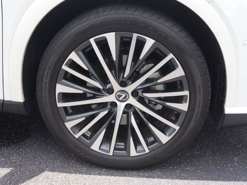 Used 2025 Lexus RX 350 Premium Plus w/ Convenience Package FWD image 39
