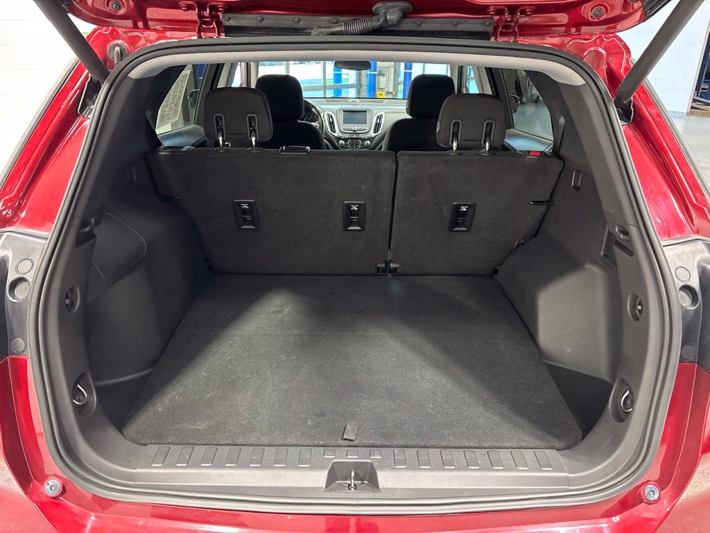 Used 2018 Chevrolet Equinox LT FWD image 35