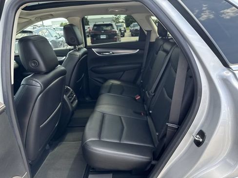 Used 2018 Cadillac XT5 Luxury AWD/4WD image 13