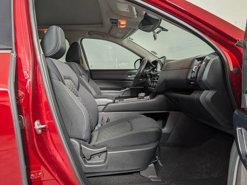 Used 2022 Nissan Pathfinder SV w/ SV Premium Package AWD/4WD image 10