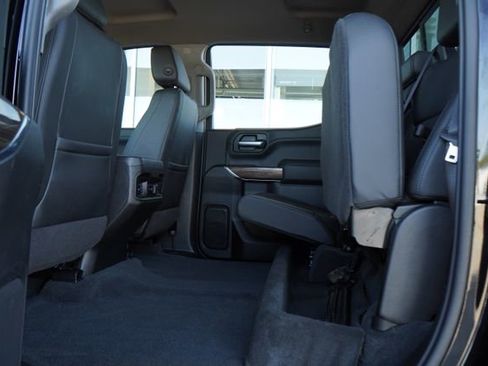 Used 2020 Chevrolet Silverado 1500 LT Trail Boss w/ Midnight Edition AWD/4WD image 33