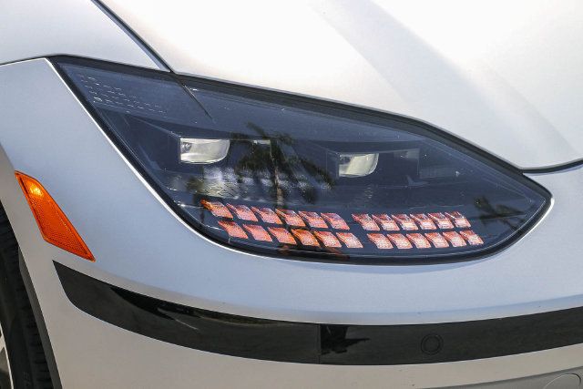 Certified 2025 Hyundai Ioniq 6 SEL RWD image 6