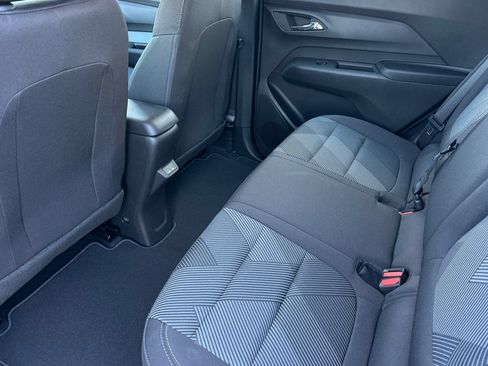 New 2027 Chevrolet Bolt LT w/ Comfort Package FWD image 12