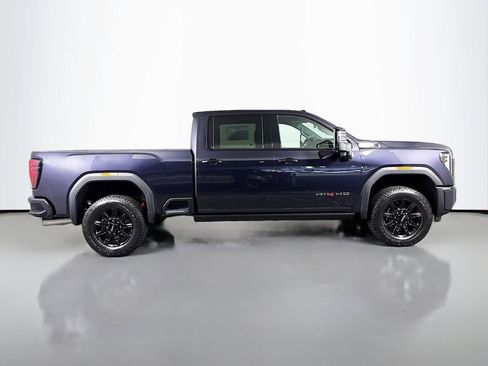 New 2026 GMC Sierra 2500 AT4 w/ AT4 Preferred Package image 8