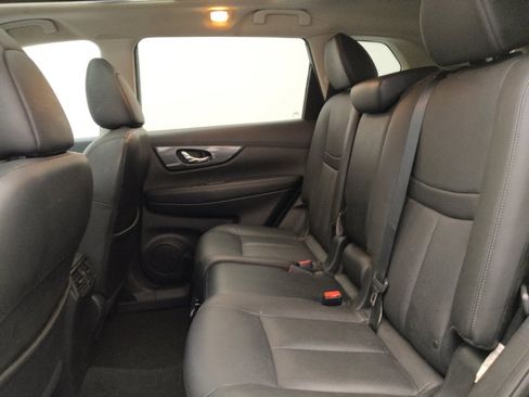 Used 2015 Nissan Rogue SL w/ SL Premium Package AWD/4WD image 18