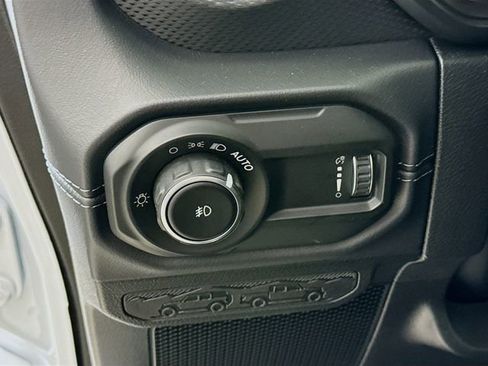 New 2026 Jeep Wrangler Unlimited Rubicon image 10