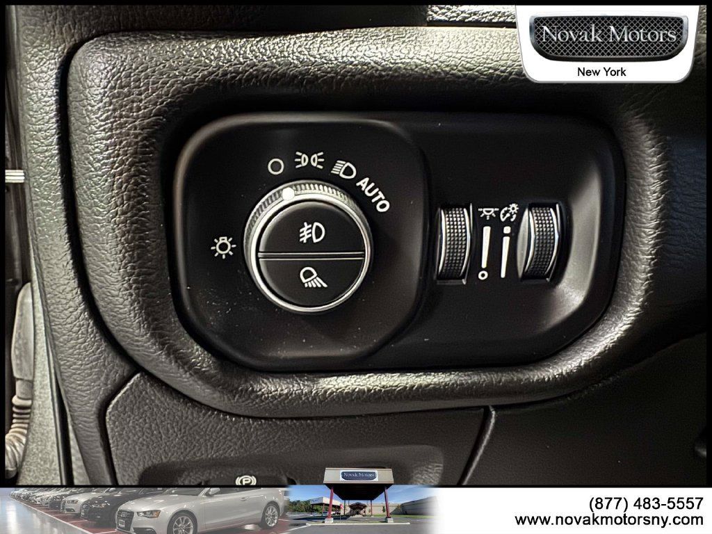 Used 2023 RAM 1500 Laramie AWD/4WD image 21