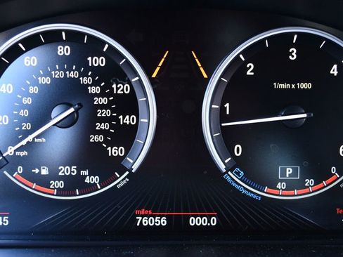 Used 2014 BMW X5 xDrive35d image 64