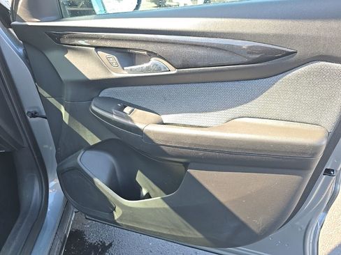 Used 2025 Chevrolet TrailBlazer LT AWD/4WD image 42