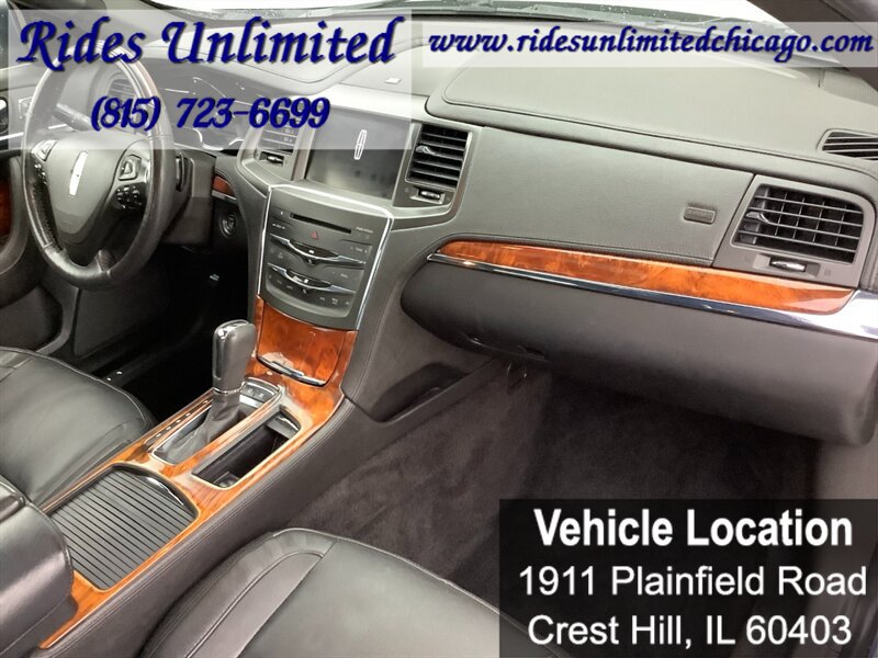 Used 2013 Lincoln MKS FWD image 37