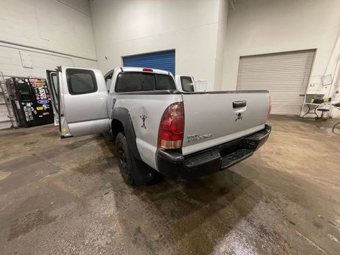 Used 2012 Toyota Tacoma 4x4 Access Cab w/ Convenience Pkg image 10