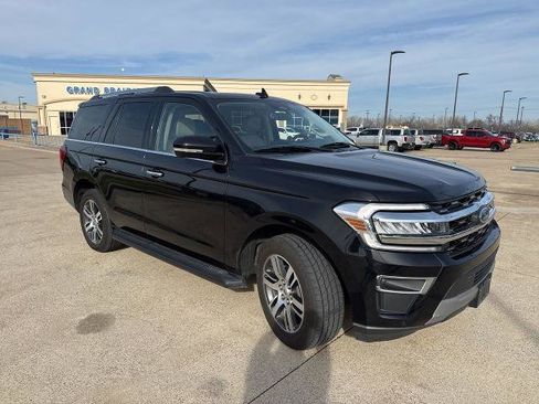 Certified 2024 Ford Expedition Limited image 18