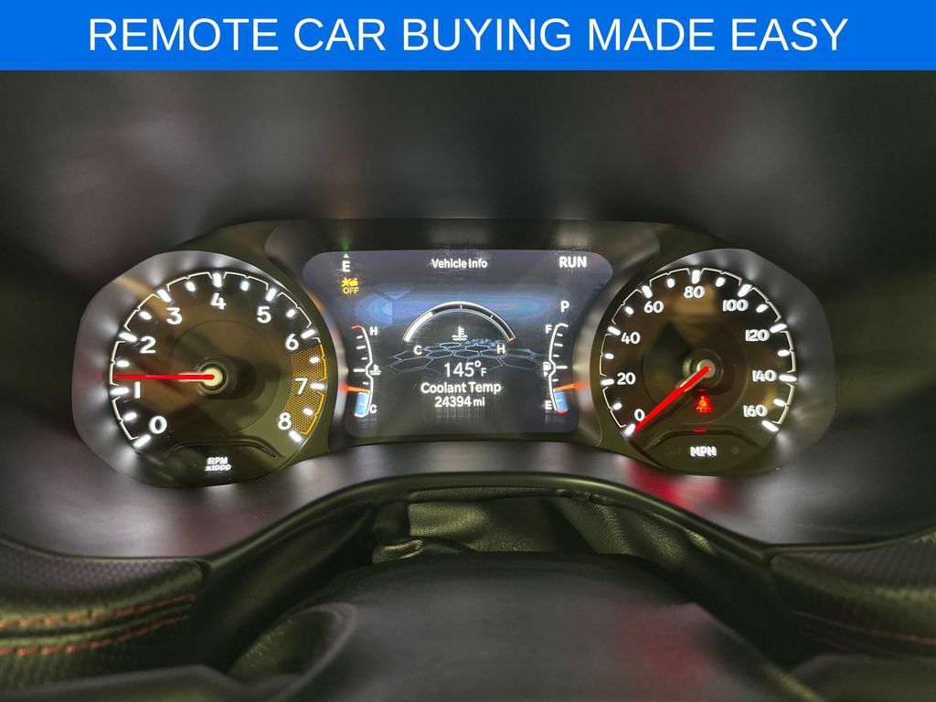 Used 2025 Jeep Compass Trailhawk AWD/4WD image 8