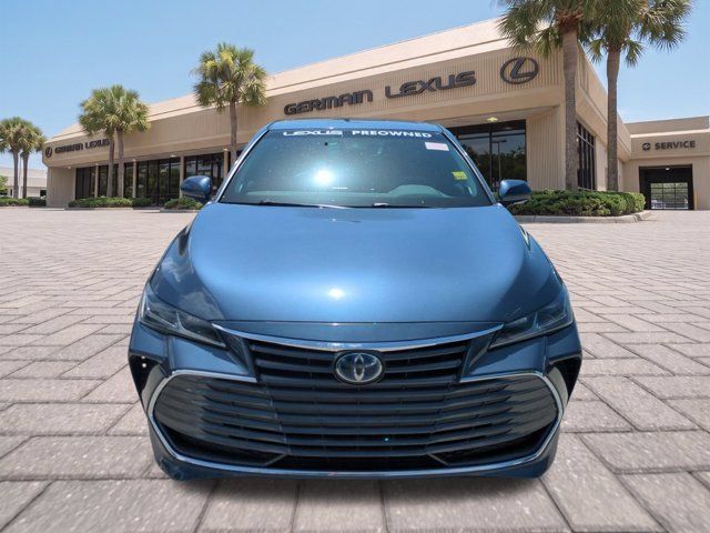 Used 2019 Toyota Avalon Limited FWD image 9