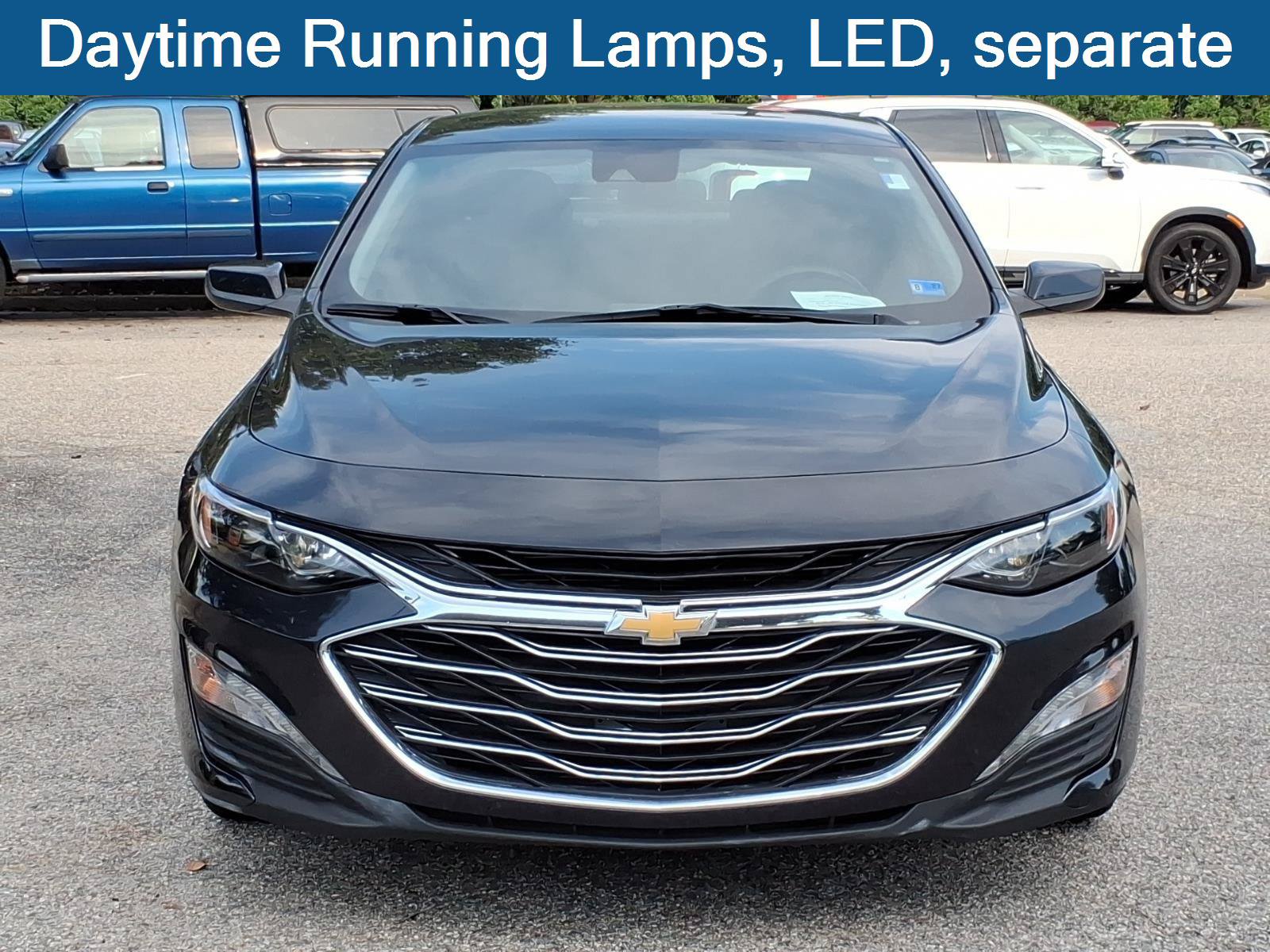 Used 2023 Chevrolet Malibu LT FWD image 2