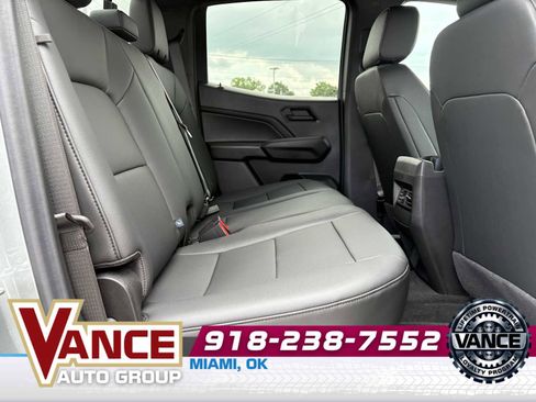 Used 2025 Chevrolet Colorado Trail Boss image 5