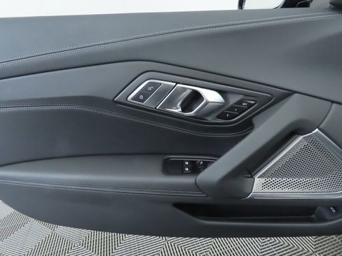 Used 2025 BMW Z4 M40i w/ Premium Package image 30