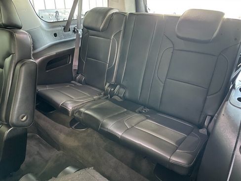 Used 2015 Chevrolet Suburban LTZ AWD/4WD image 18