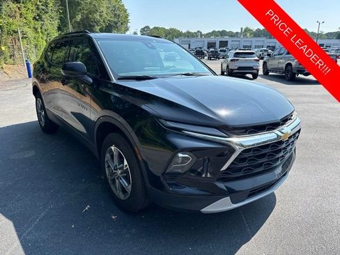 Used 2024 Chevrolet Blazer LT w/ Convenience Package FWD image 7