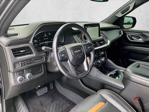 Used 2022 GMC Yukon AT4 AWD/4WD image 14