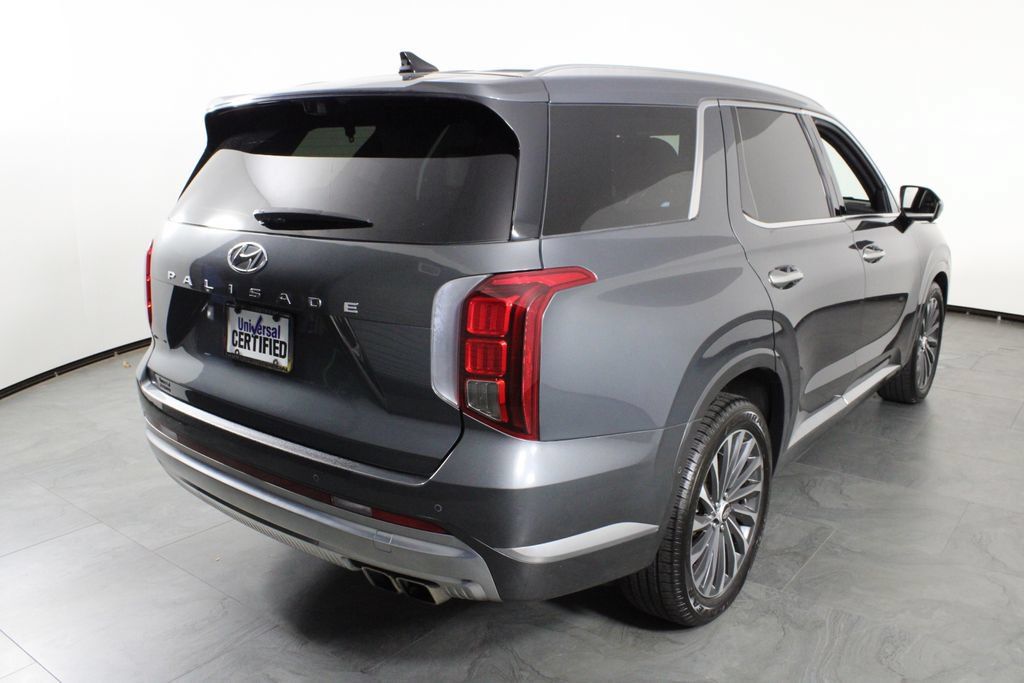 Certified 2024 Hyundai Palisade Calligraphy FWD image 4