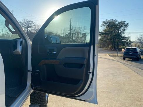 Used 2014 GMC Sierra 1500 SLT w/ SLT Crew Cab Value Package image 14