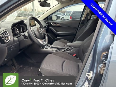 Used 2016 MAZDA MAZDA3 i Sport w/ Preferred Equipment Package image 11