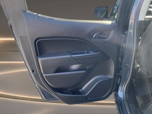 Used 2019 Chevrolet Colorado LT w/ LT Convenience Package AWD/4WD image 24