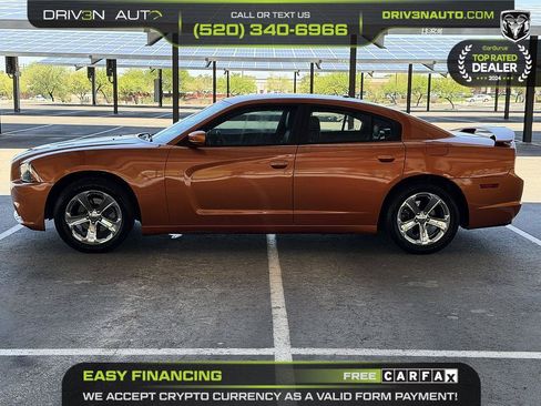 Used 2011 Dodge Charger Rallye RWD image 4