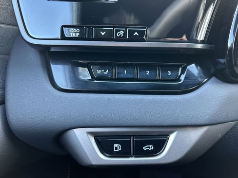 Used 2025 Lexus RX 350 w/ Convenience Package AWD/4WD image 39