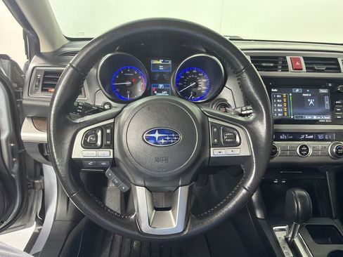 Used 2016 Subaru Outback 2.5i Limited AWD/4WD image 14