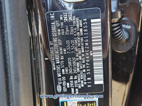 Used 2021 Kia Telluride S FWD image 14