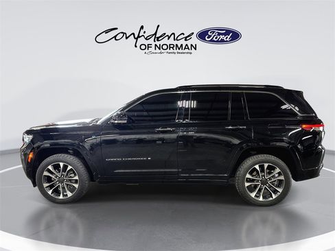 Used 2022 Jeep Grand Cherokee Overland w/ Advanced Protech Group III image 5