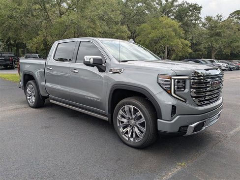 New 2025 GMC Sierra 1500 Denali image 2