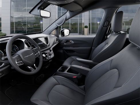 New 2025 Chrysler Pacifica Select image 22