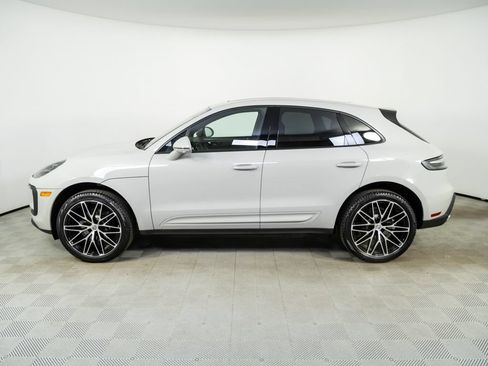 New 2026 Porsche Macan AWD/4WD image 2